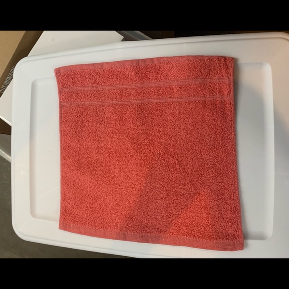 Ashley Mills wash cloths - Picture 4 of 5